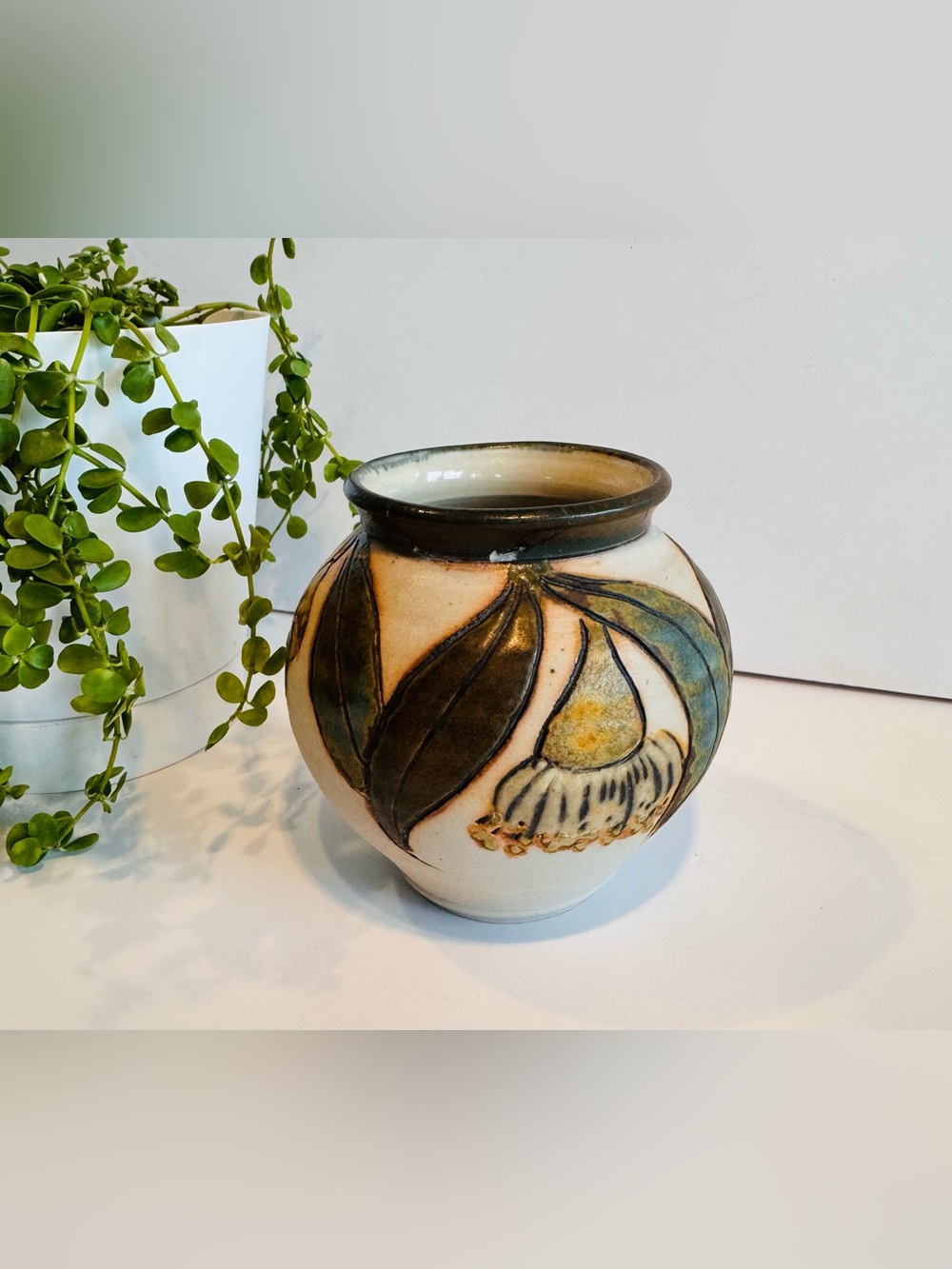 Vintage 1980’s Handcrafted Springmount Leaf Ceramic Vase From Australia